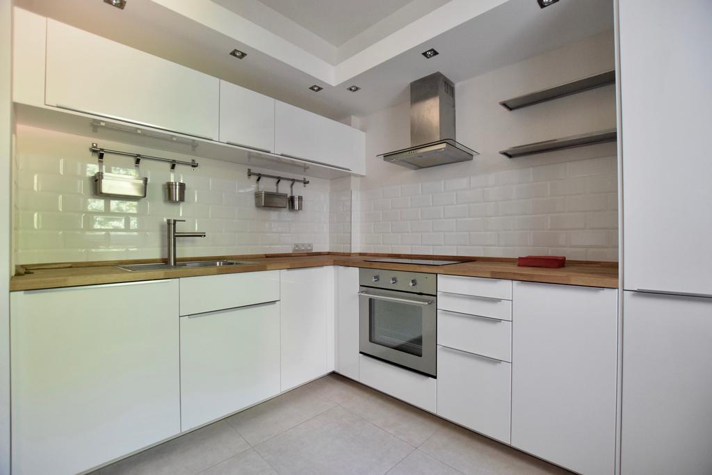 בודפשט Standard Apartment By Hi5 - Close To Buda Castle מראה חיצוני תמונה