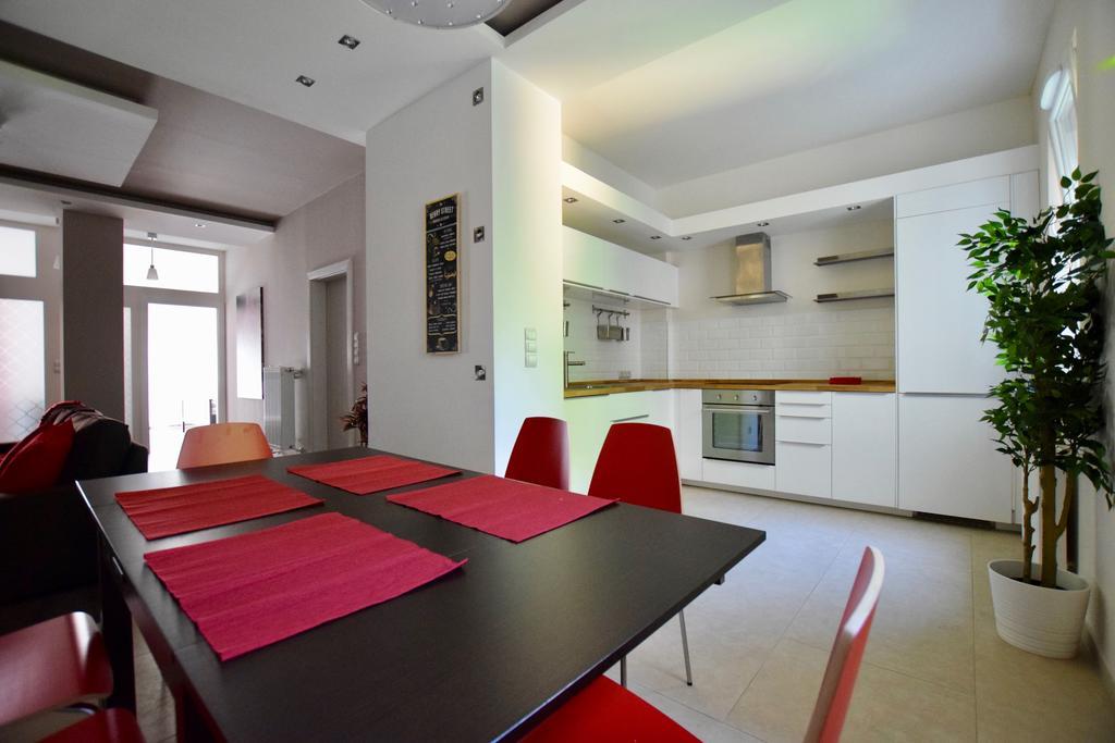 בודפשט Standard Apartment By Hi5 - Close To Buda Castle מראה חיצוני תמונה