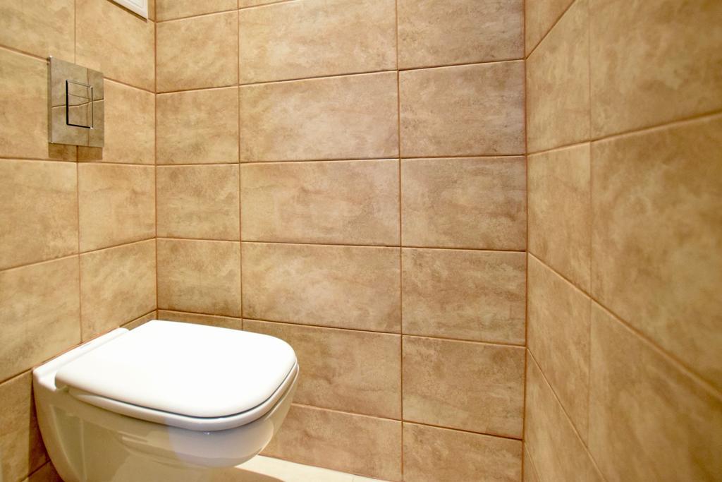 בודפשט Standard Apartment By Hi5 - Close To Buda Castle מראה חיצוני תמונה
